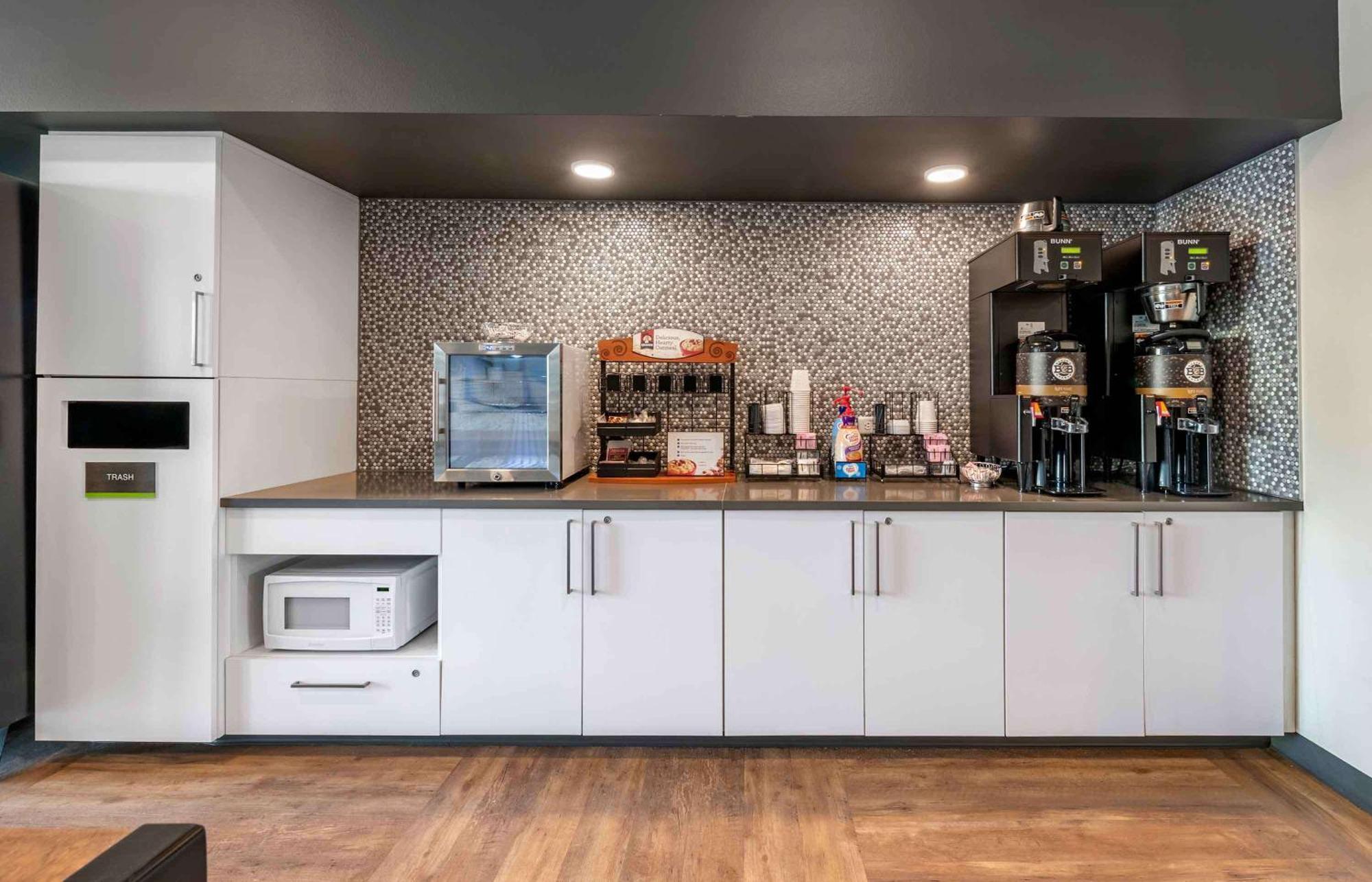 Extended Stay America Premier Suites - Miami - Downtown Brickell - Cruise Port Eksteriør bilde